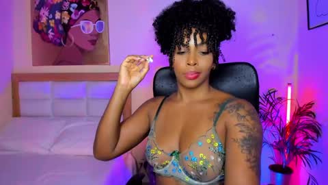 Aitana Brown online show from April 14, 11:27 pm