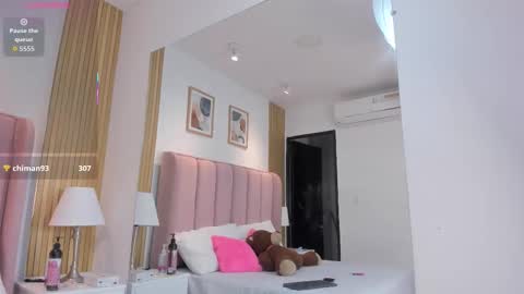 Aithana online show from October 18, 5:32 am