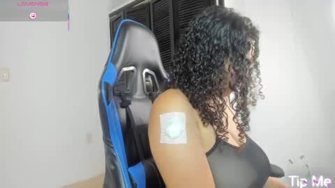 Snapshot of aixa_15 chatting on September 19, 12:59 pm Aixa Burgos online show from September 19, 12:59 pm