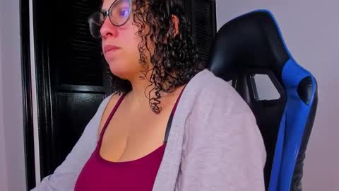 Snapshot of aixa_15 chatting on October 28, 12:11 pm Aixa Burgos online show from October 28, 12:11 pm