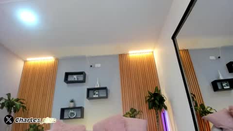 Snapshot of aixa_charless chatting on October 23, 12:33 pm Aixa online show from October 23, 12:33 pm