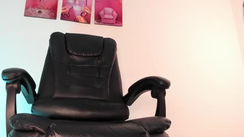   online show from January 10, 12:04 am