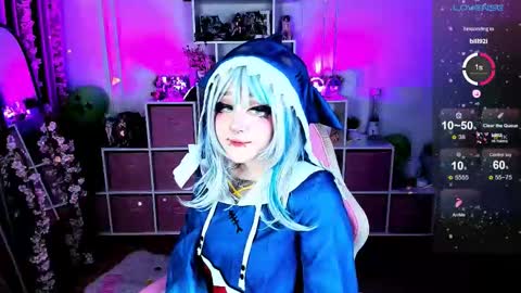 Aki online show from October 2, 10:04 pm