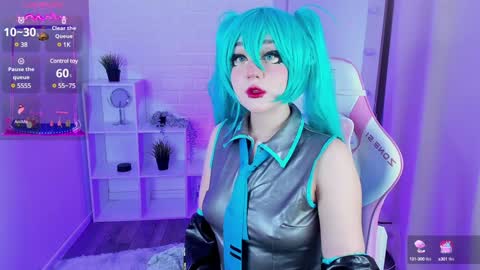 Snapshot of aki__ra chatting on January 17, 8:44 pm Aki online show from January 17, 8:44 pm