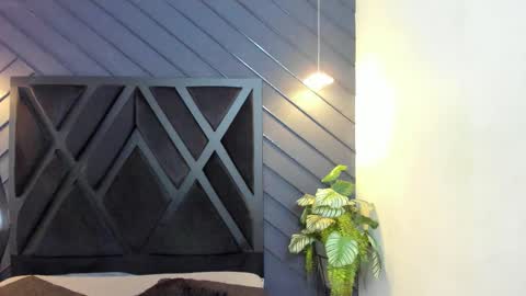 Snapshot of alahia_dangelo_ chatting on September 18, 11:20 am ALAHIA online show from September 18, 11:20 am