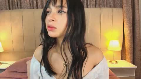 alahia_hank online show from October 6, 6:02 pm