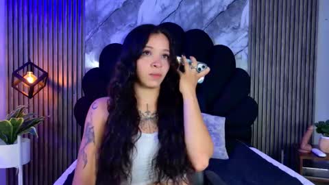 alahyapalmer_ online show from September 22, 2:21 am