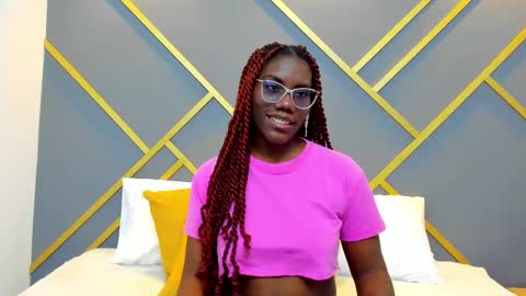 alaia_colins online show from December 6, 11:54 am
