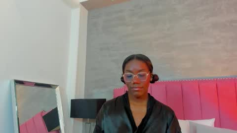 alaia_colins online show from November 13, 4:22 am
