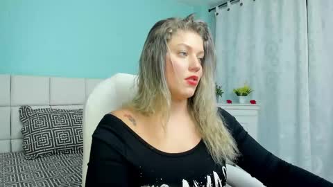 Alaia online show from October 14, 8:00 pm