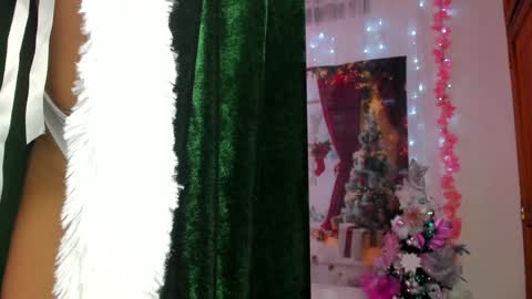 Alaia online show from December 24, 7:00 pm