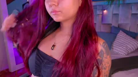 Snapshot of alaiarogers chatting on October 15, 11:46 am Alaia online show from October 15, 11:46 am