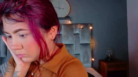 Snapshot of alaiarogers chatting on October 2, 11:48 am Alaia online show from October 2, 11:48 am