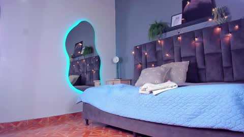  Alaia  online show from January 8, 5:50 pm