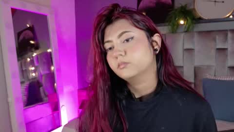 Snapshot of alaiarogers chatting on October 28, 12:00 pm Alaia online show from October 28, 12:00 pm