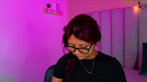 Snapshot of alaiarogers chatting on October 23, 11:38 am Alaia online show from October 23, 11:38 am