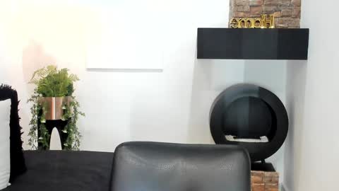     online show from January 19, 12:07 pm