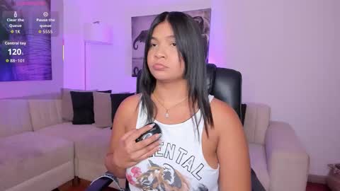 Snapshot of alaiia7 chatting on September 30, 7:30 pm Alaia online show from September 30, 7:30 pm