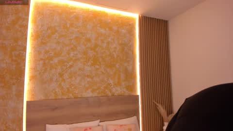 alana_2916 online show from November 4, 2:49 am