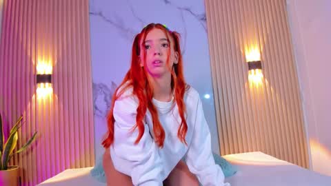 Snapshot of alana_333 chatting on October 5, 2:22 pm A L A N A  online show from October 5, 2:22 pm