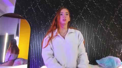 Snapshot of alana_333 chatting on October 26, 2:23 pm A L A N A  online show from October 26, 2:23 pm