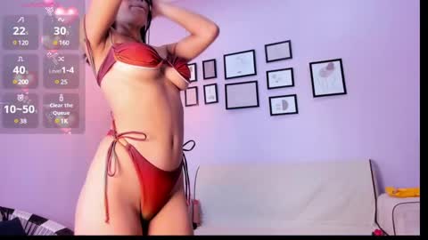 Snapshot of alana__rossetti chatting on March 8, 1:01 pm Alana online show from March 8, 1:01 pm