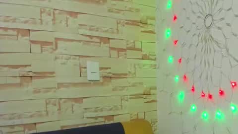 alana_gray3 online show from February 24, 5:09 am