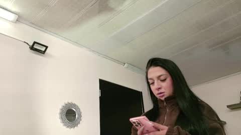 Snapshot of alana_madison chatting on September 17, 11:08 am Maeve online show from September 17, 11:08 am