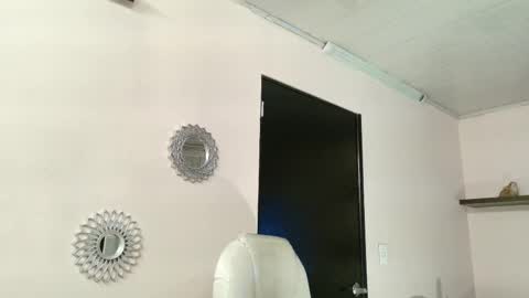 Snapshot of alana_madison chatting on October 5, 11:04 am Maeve online show from October 5, 11:04 am