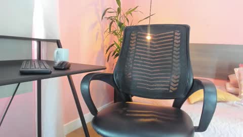 Alana online show from September 17, 8:07 pm