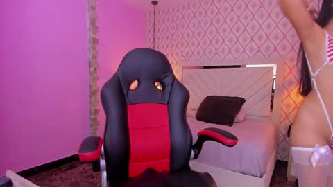 Snapshot of alana_watsonn chatting on October 14, 12:41 pm ALANA online show from October 14, 12:41 pm