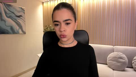 Snapshot of alanacraft chatting on October 17, 12:30 pm Alana online show from October 17, 12:30 pm