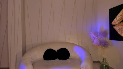 Snapshot of alanacraft chatting on September 30, 4:45 pm Alana online show from September 30, 4:45 pm