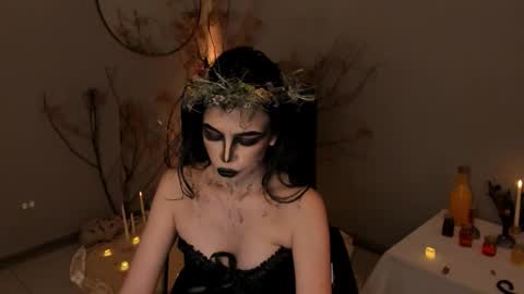 Snapshot of alanacraft chatting on October 29, 5:15 pm Alana online show from October 29, 5:15 pm