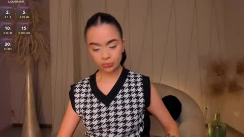 Snapshot of alanacraft chatting on October 4, 12:22 pm Alana online show from October 4, 12:22 pm