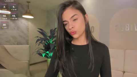 Snapshot of alanacraft chatting on September 19, 12:37 pm Alana online show from September 19, 12:37 pm