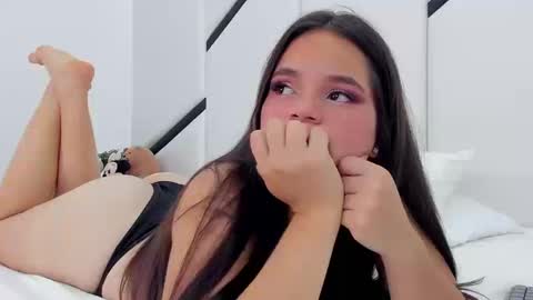 Snapshot of alanacusack chatting on September 20, 1:53 pm Alana online show from September 20, 1:53 pm