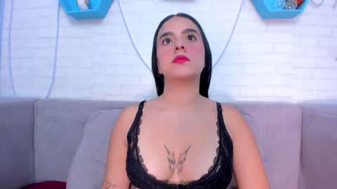 Alana Flores online show from March 11, 11:33 am