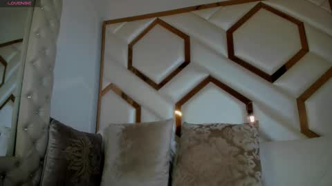 Snapshot of alanah_connors chatting on October 9, 7:29 pm alanah_connors online show from October 9, 7:29 pm