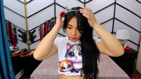Alana online show from January 2, 6:23 pm