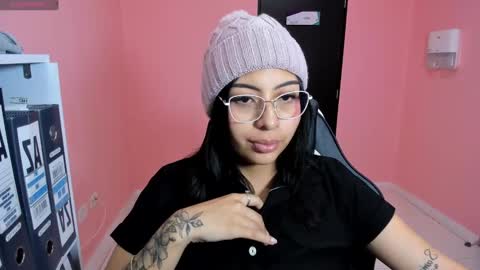 alanapetterson online show from December 27, 1:18 pm