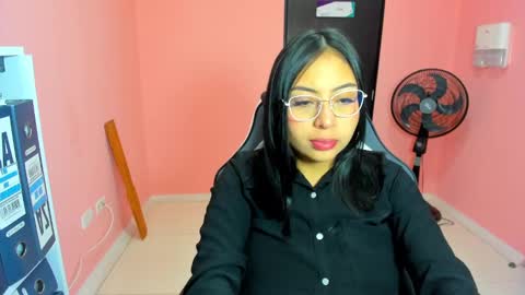 alanapetterson online show from December 9, 12:30 pm