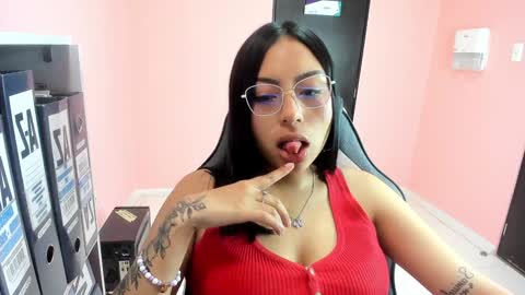 alanapetterson online show from February 6, 2:48 pm