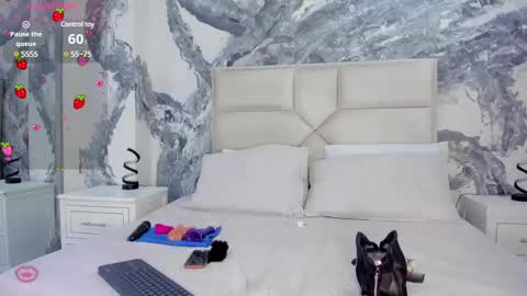 Alana Ryder online show from December 2, 2:50 pm