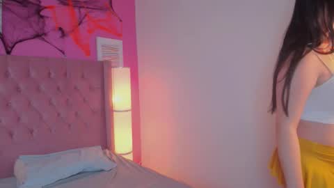 alanawestt online show from October 7, 8:24 pm