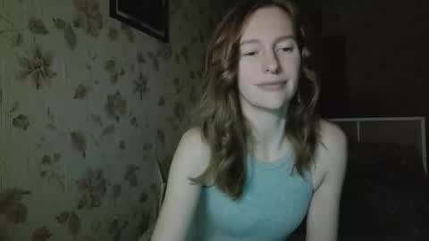 Elisa online show from October 25, 8:05 pm