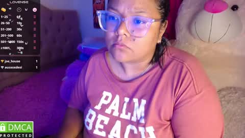 Snapshot of alanna_brunette chatting on February 7, 1:25 am lanna online show from February 7, 1:25 am