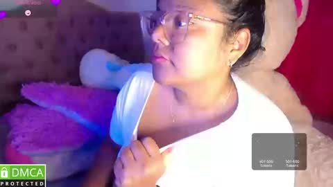 Snapshot of alanna_brunette chatting on September 11, 4:40 pm lanna online show from September 11, 4:40 pm