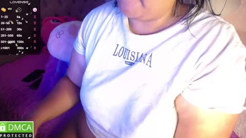 Snapshot of alanna_brunette chatting on January 23, 9:50 am lanna online show from January 23, 9:50 am