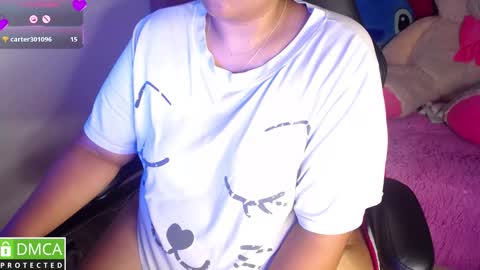 Snapshot of alanna_brunette chatting on October 3, 5:40 pm lanna online show from October 3, 5:40 pm